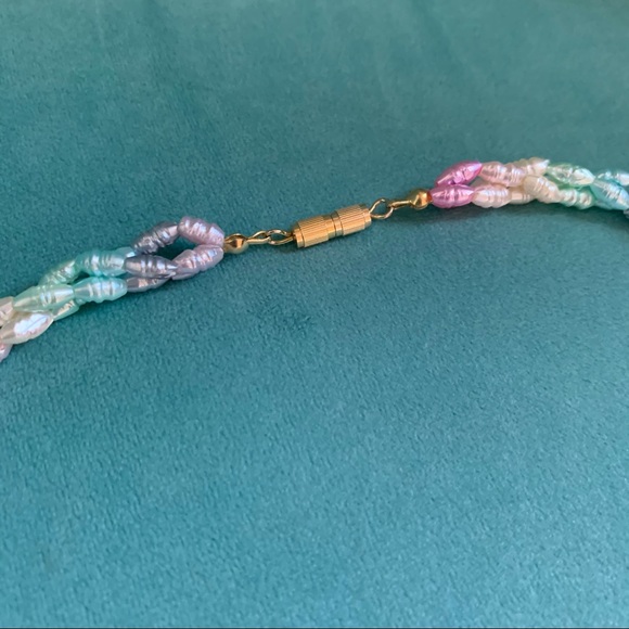 Colourful Pastel “Ringed Rice” faux Pearl Necklace - Picture 4 of 5